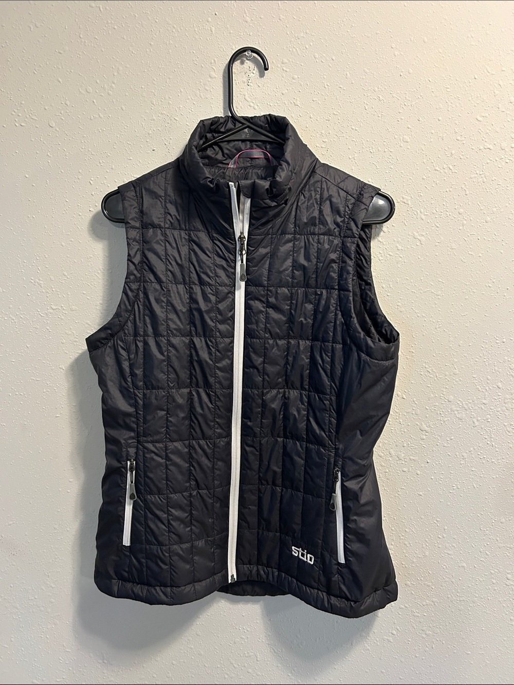 Stio Black Quilted Puffer Vest